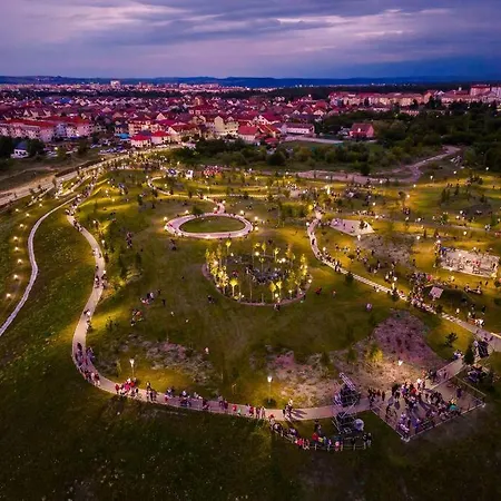 2 Bedroom Apt Park Belvedere Sibiu Extérieur photo