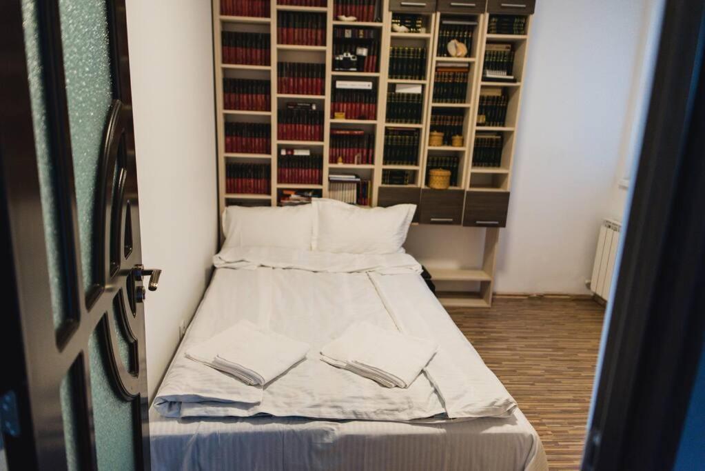 2 Bedroom Park Belvedere